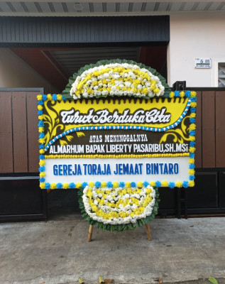 Papan Bunga Duka di Peso Hilir
